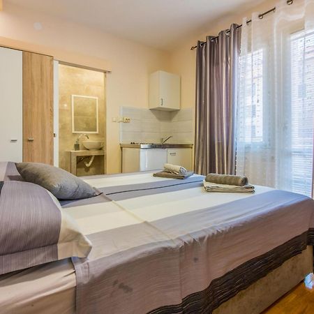 Apartments And Room Art تْسْغيكفانِتْسا المظهر الخارجي الصورة