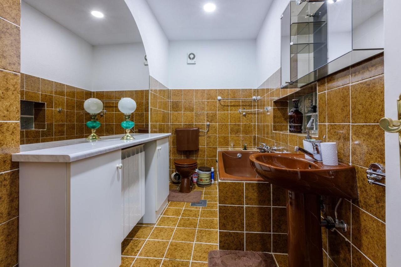 Apartments And Room Art تْسْغيكفانِتْسا المظهر الخارجي الصورة