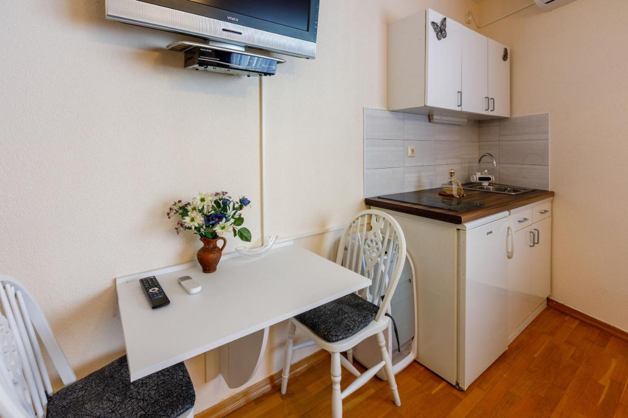 Apartments And Room Art تْسْغيكفانِتْسا المظهر الخارجي الصورة