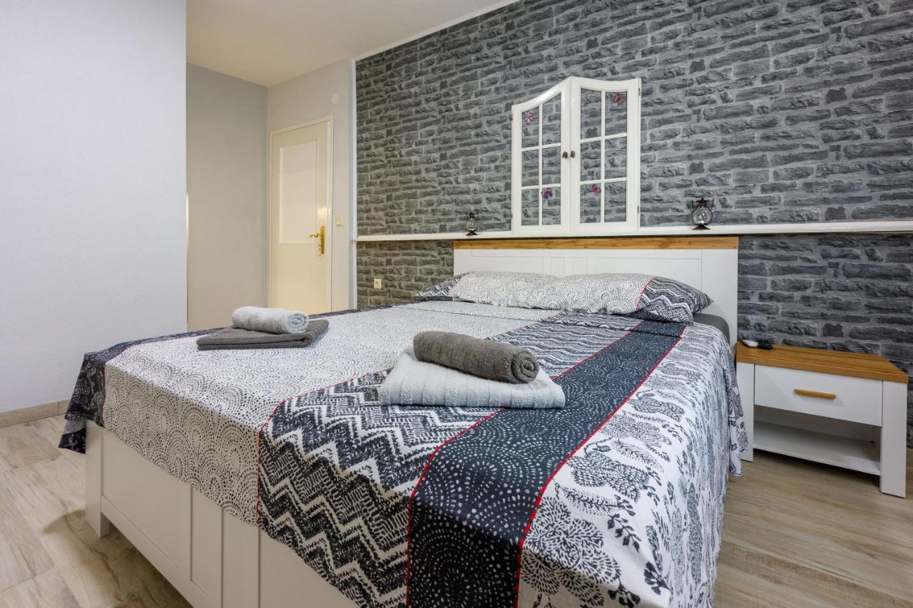 Apartments And Room Art تْسْغيكفانِتْسا المظهر الخارجي الصورة